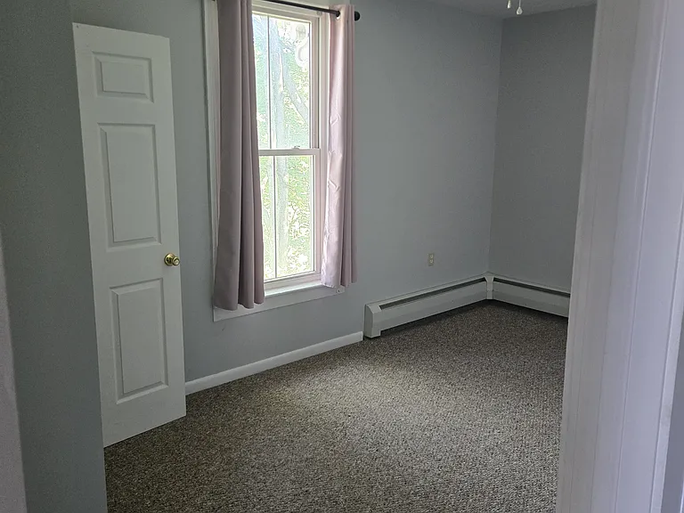33 Park St #3 — Photo 8
