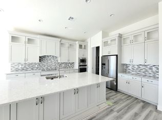 1271 Falcon Crest Dr, Washington, UT 84780