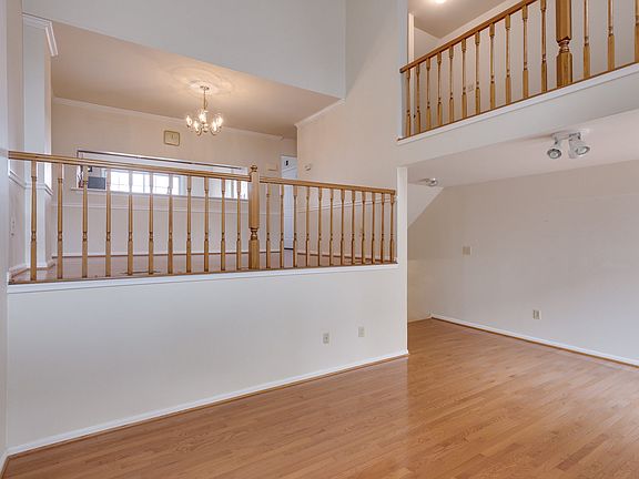 4th image of 6555 River Tweed Ln