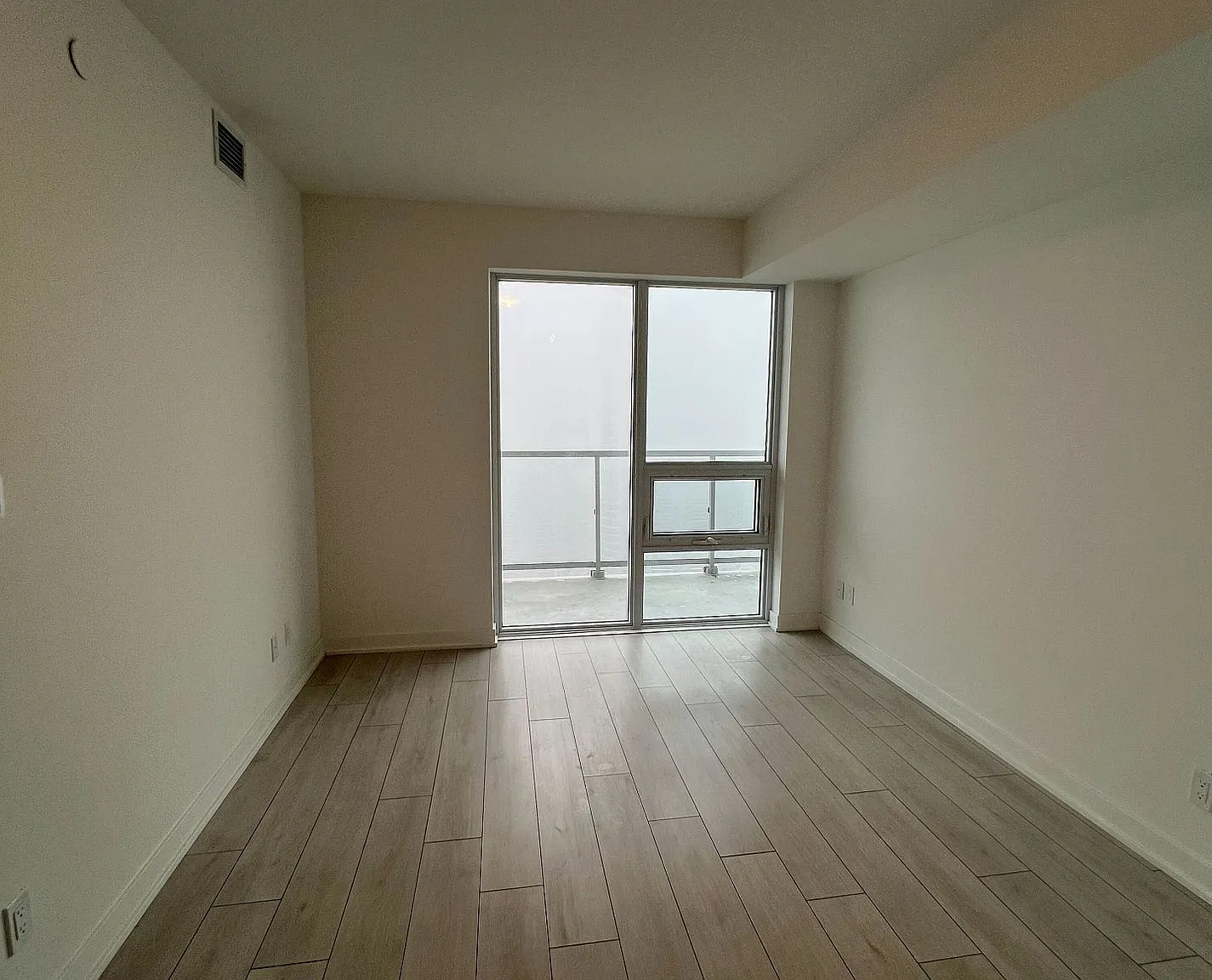 2 bed, $2,900 — Photo 3