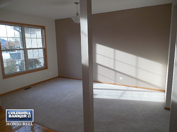 3rd image of 11003 Fountain Hill Dr