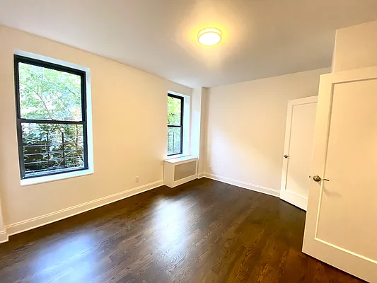 Rented by Douglas Elliman | media 16