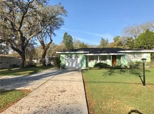 1004 S Valrico Rd, Valrico, FL 33594