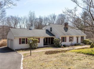 8 Bigelow Rd, New Fairfield, CT 06812