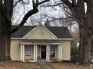 711 Brewer Ave, Wake Forest, NC 27587