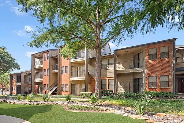 Residences of Valley Ranch — Photo 18