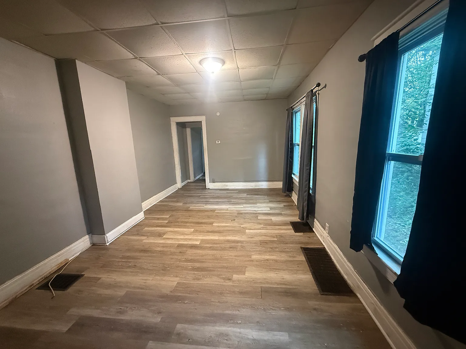 3 bed, 900 sqft, $1,050 — Photo 4
