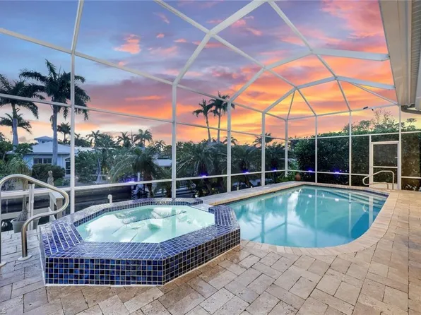 27154 Harbor DR, BONITA SPRINGS, FL 34135