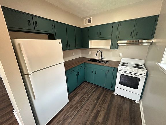 2nd image of 3710 Noblitt Dr APT 3