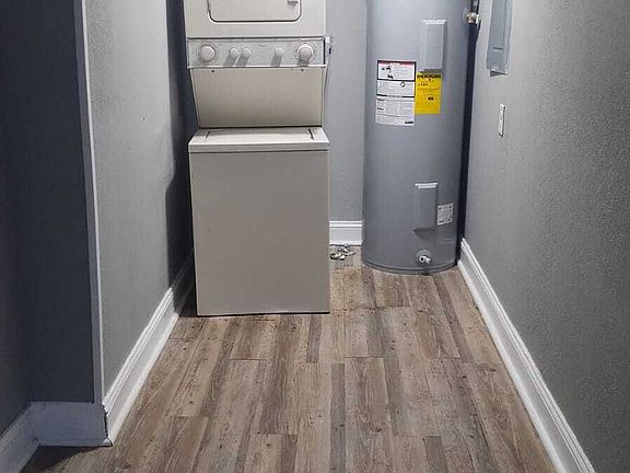 4th image of 222 E Nettleton Ave #16793885