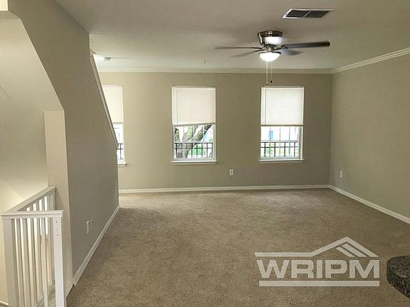 4th image of 1009 Siena Park Blvd E