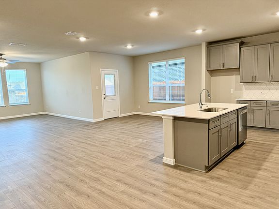 4th image of 15129 Ram Rock Dr