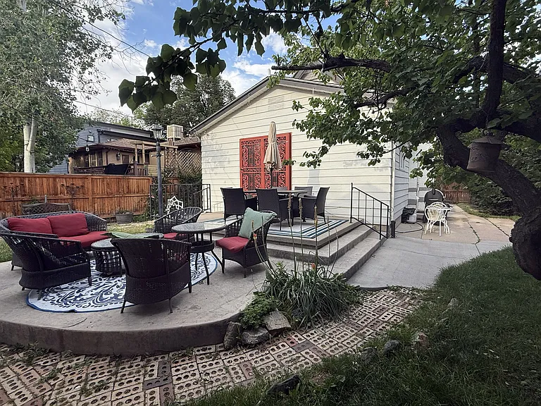 2237 Meade St — Photo 19