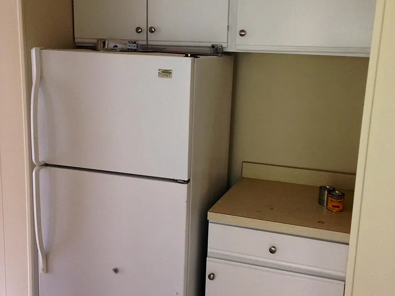 111 N Lake Ave #2 — Photo 3