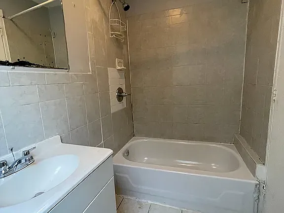 183 Summer Ave #A — Photo 5