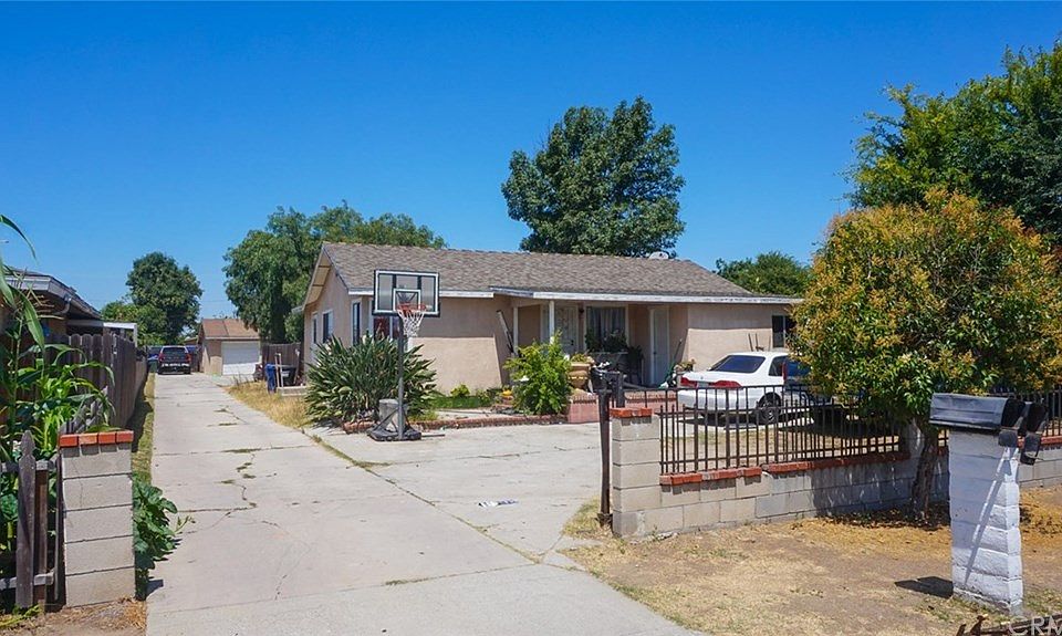 1st image of 10849-10851 Inez Ave
