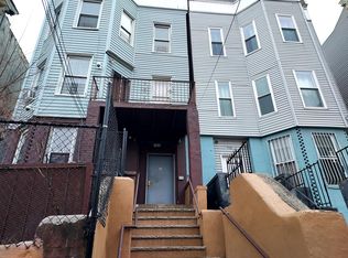 722 E 181st St, Bronx, NY 10457