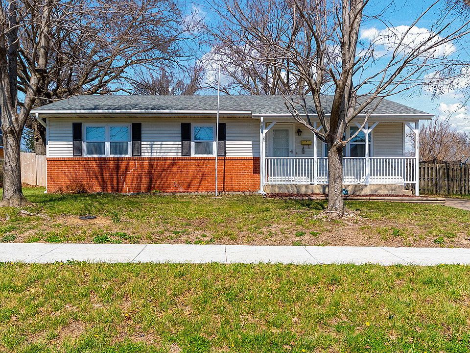 1st image of 1023 Harwood St