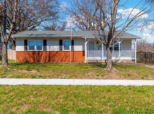1023 Harwood St, Mexico, MO 65265