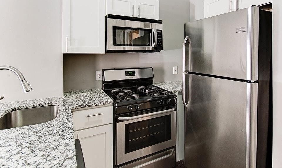 1st image of 1705 Saint Paul St APT 1