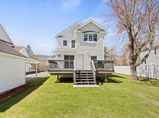 1 Cass Ter, Manchester Center, VT 05255