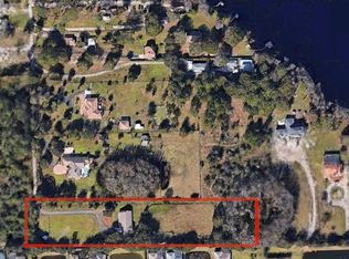 5203 Taylor Rd, Lutz, FL 33558