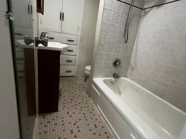 739 S Arthur Ave — Photo 10