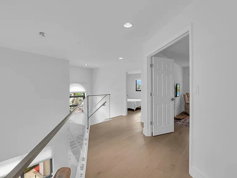 753 Villa Portofino Cir — Photo 28