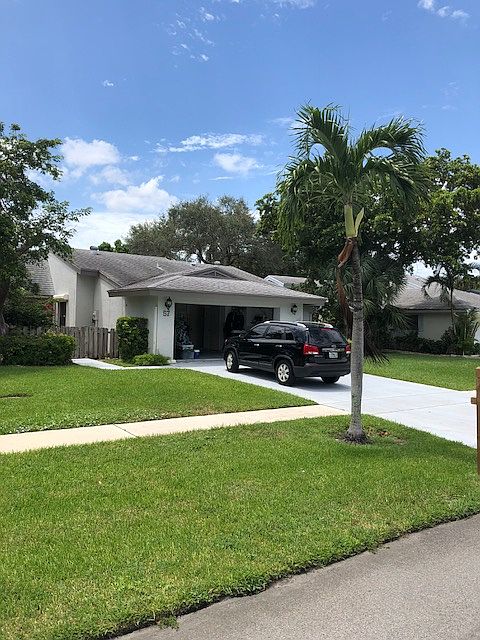 2nd image of 57 Baytree Cir
