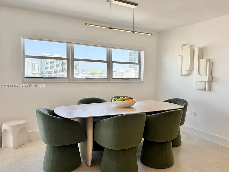 1881 Washington Ave #9C — Photo 8