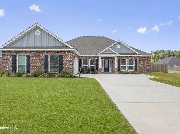 6108 Penni Ln, Ocean Springs, MS 39564