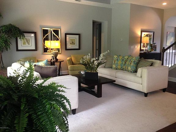 Redington-F Family Room 2