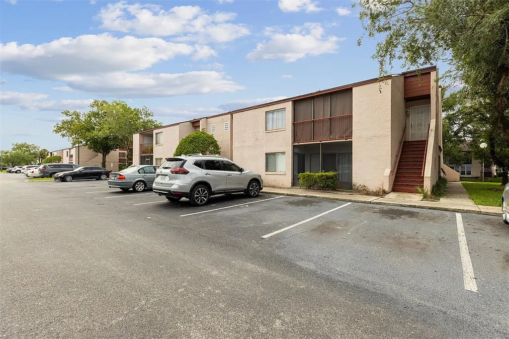 2 bed, 2.0 bath, 1132 sqft, $1,600 — Photo 1
