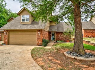 20 Coventry Ct, Edmond, OK 73012