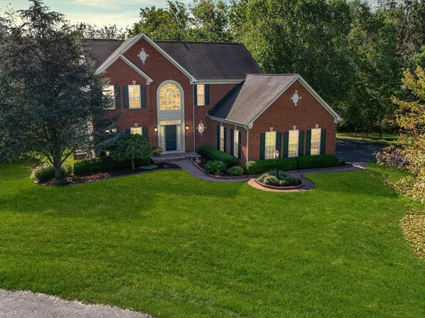 39821 Foxglove Ct, Lovettsville, VA 20180