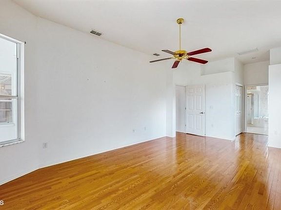 5th image of 1018 Archway Dr