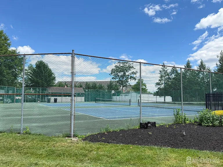 207 Darwin Ln — Photo 19