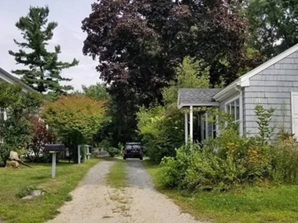 11-13 Colrain St, Greenfield, MA 01301