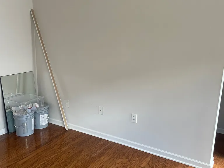 2121 Greenwood Dr S #400 — Photo 3