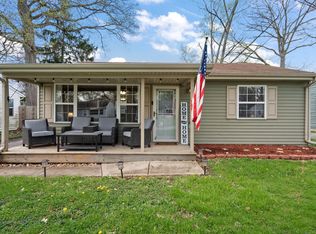 724 Imperial Rd, Valparaiso, IN 46385