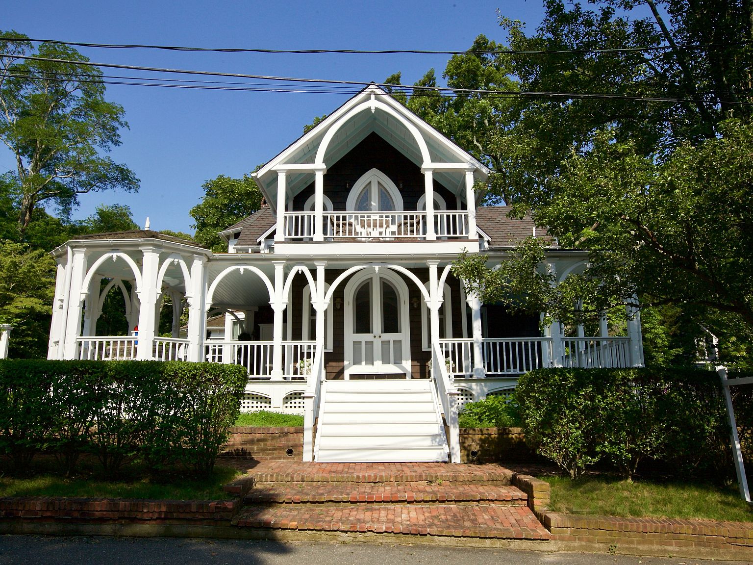 13 Spring Garden Ave, Shelter Island Heights, NY 11965 Zillow