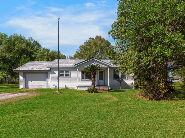 2116 Agnes Broussard Rd, New Iberia, LA 70560
