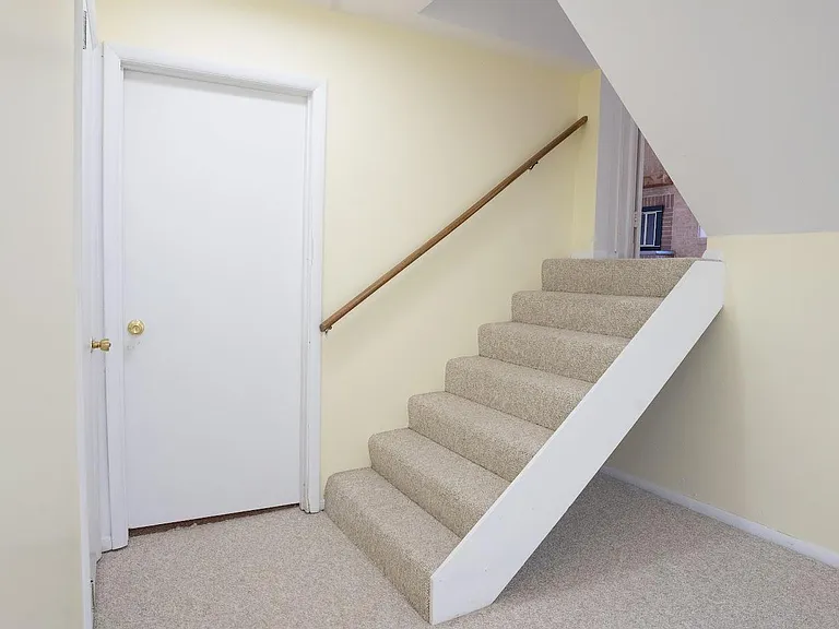 E Parkhill Dr — Photo 19