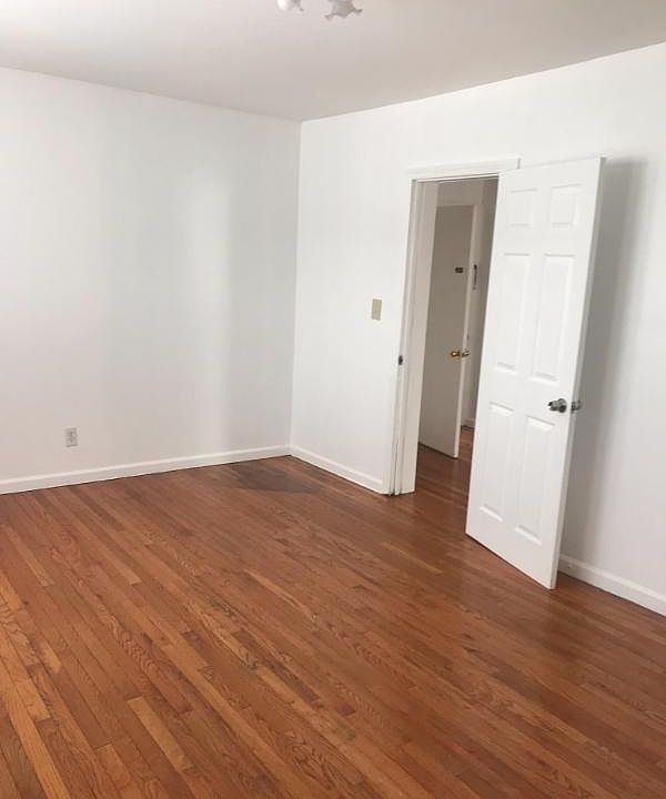 1st image of 601 Bloomfield Ave