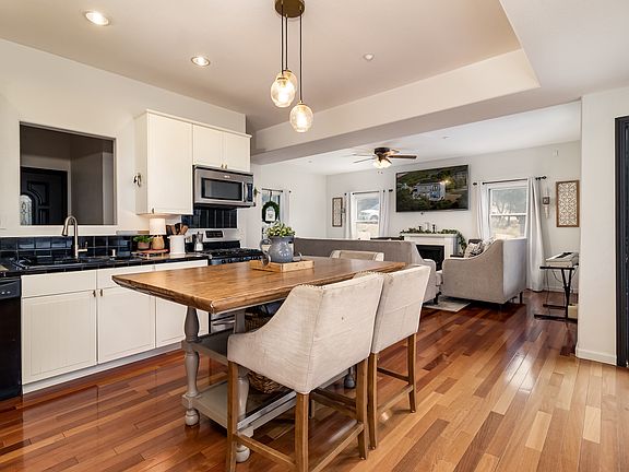 5th image of 34627 Apache Dr