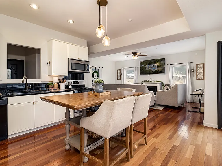34627 Apache Dr — Photo 5