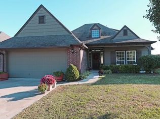 3113 Lincoln Rd, Bartlesville, OK 74006