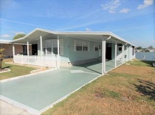 6389 Spring Lake Cir, Zephyrhills, FL 33540