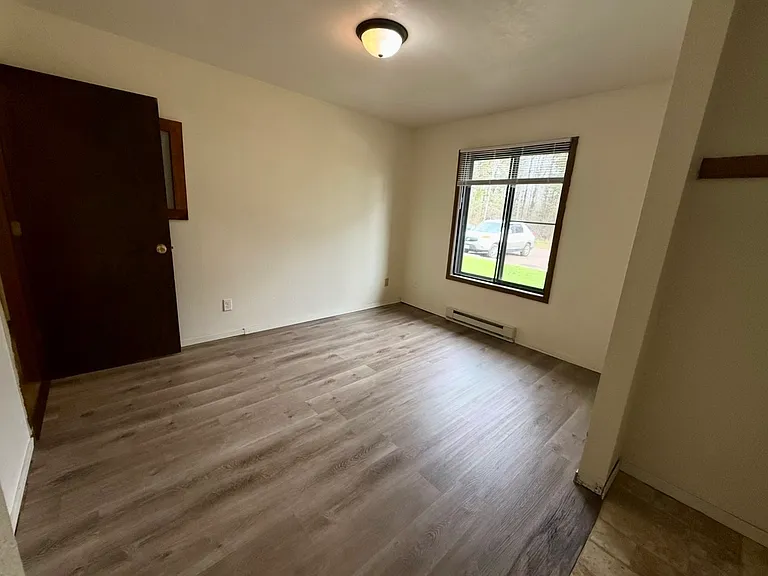 901 Progress St #5 — Photo 10