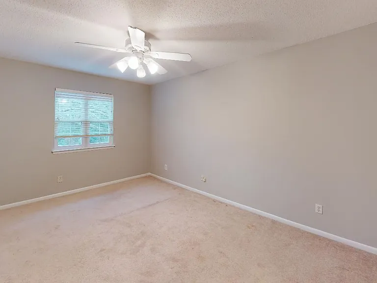 3280 Heathstead Pl — Photo 9